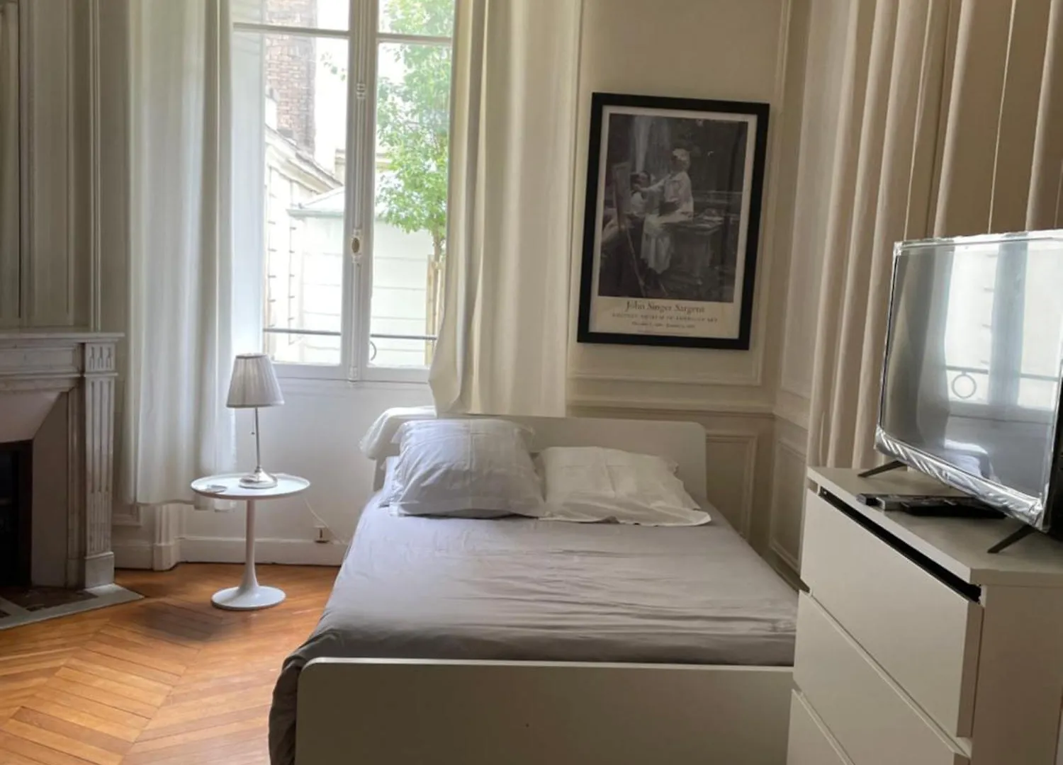 A Pres Du Pont Mirabeau Et Tour Eiffel Apartment *